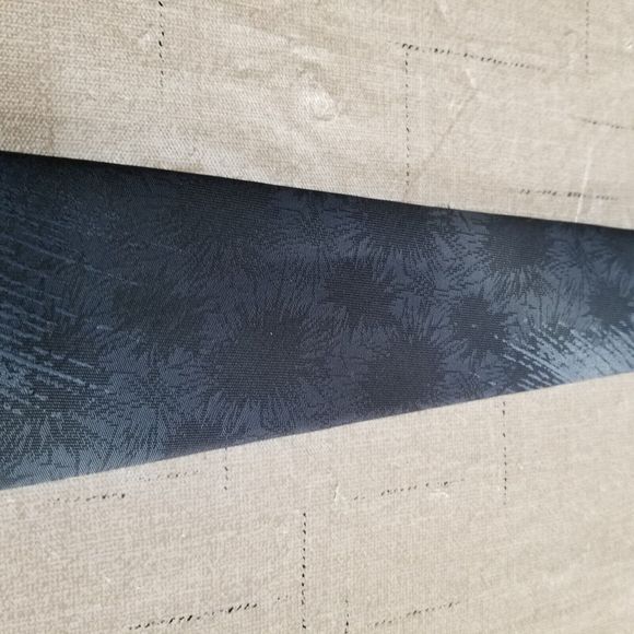 Men Neck Tie John Weitz Black Floral Logo Made in USA 3.75" Wide by 54" Long - Picture 11 of 11